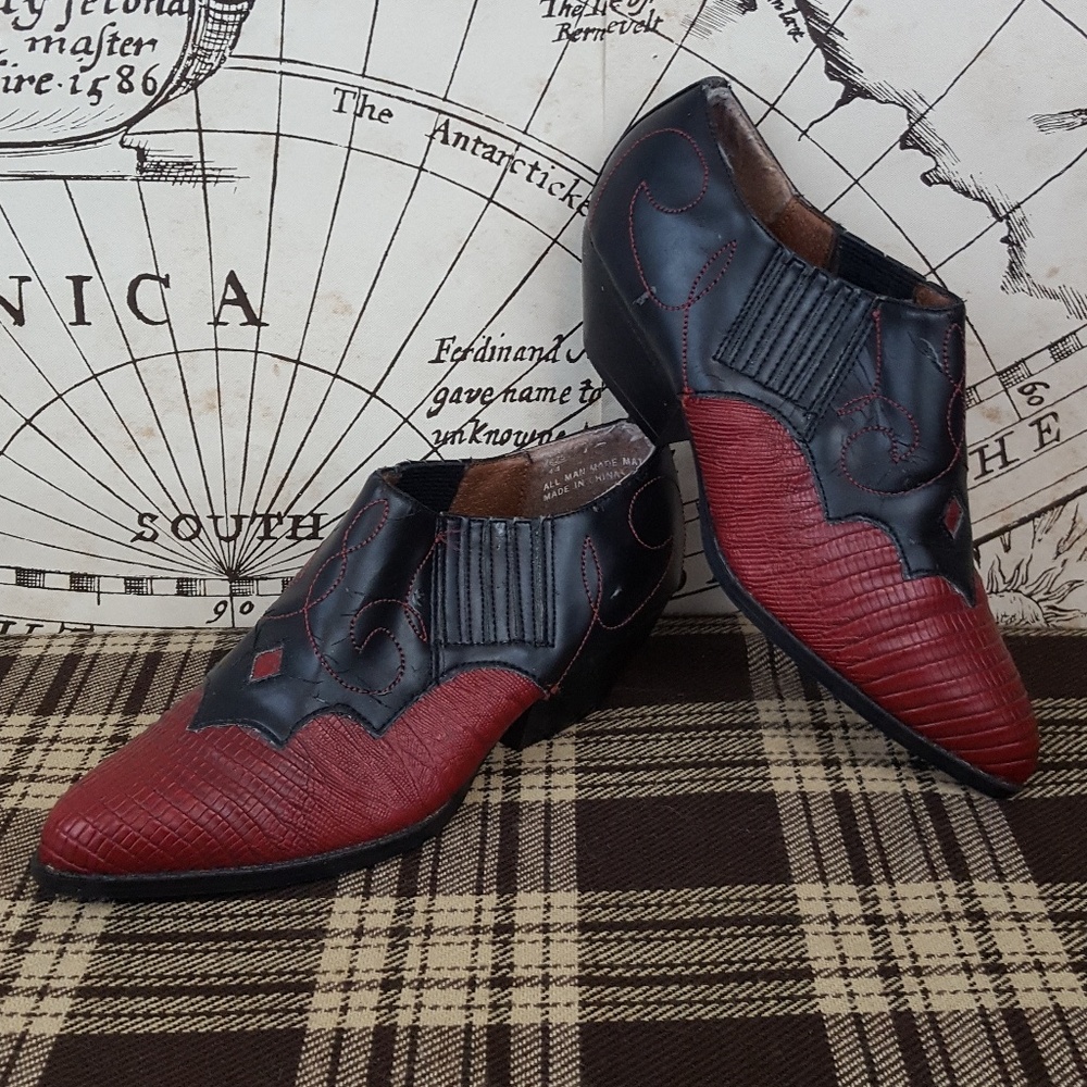 VTG Coasters 5 vegan western cowboy ankle booties